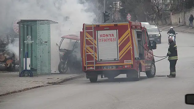 Konya'da korkutan olay! Elektrikli motosiklet alev alev yandı