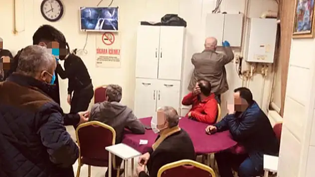 Konya'da koronavirüs tedbirlerini ihlal eden 15 kişiye işlem yapıldı