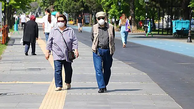 Konya'da koronavirüs vakaları tırmanıyor! Başkan Altay vatandaşlara çağrı yaptı