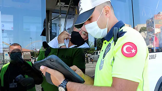 Konya'da Kovid-19 tedbirlerine uymayan 410 kişiye ceza kesildi
