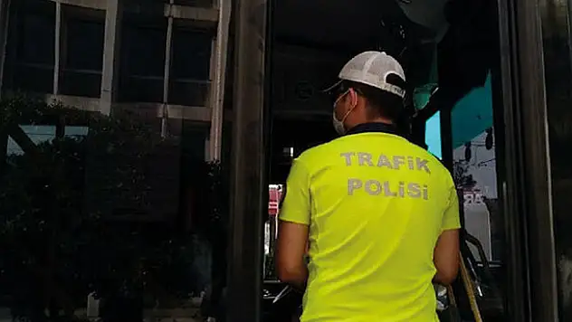Konya'da Kovid-19 tedbirlerine uymayan 83 kişiye 74 bin 450 lira ceza kesildi