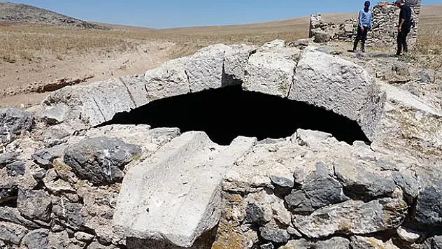 Konya'da 'Kral Yolu'na inşa edilen sarnıç gün yüzüne çıkarıldı