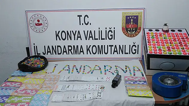 Konya'da kumar oynadıkları belirlenen 38 kişiye 38 bin lira para cezası verildi