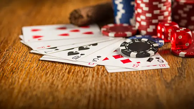 Konya'da kumar oynayan 6 kişiye 10 bin 914 lira ceza
