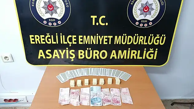 Konya'da kumar oynayan 8 kişiye toplam 14 bin 552 lira para cezası kesildi
