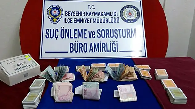 Konya'da kumarhaneye dönüştürülen eve baskın! Toplam 42 bin lira ceza kesildi