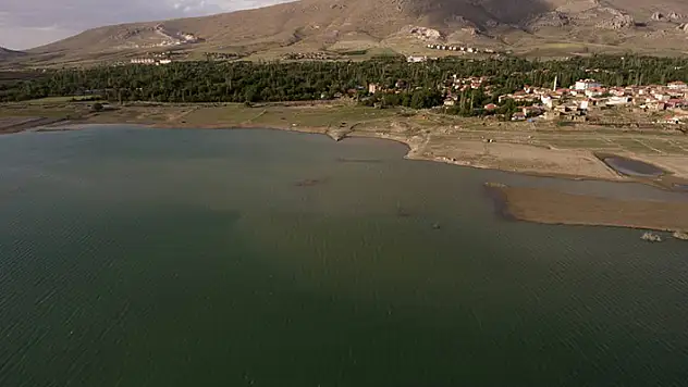 Konya'da kuraklığın etkileri kendini göstermeye devam ediyor! İvriz Çayı'nın debisi düştü