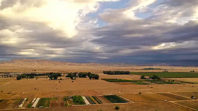 Konya'da kuraklık alarmı! Yer altı su seviyesi bazı noktalarda bitme düzeyine geldi