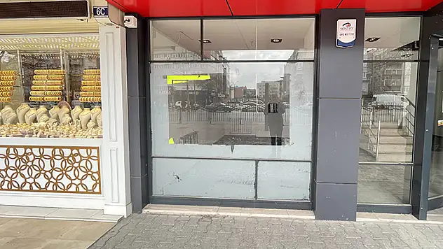 Konya'da kuyumcu dükkanından 2 milyon değerinde altın çalındı