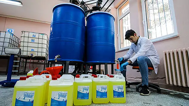 Konya'da liseliler 'Seydi' ile üretime katkı sunuyor
