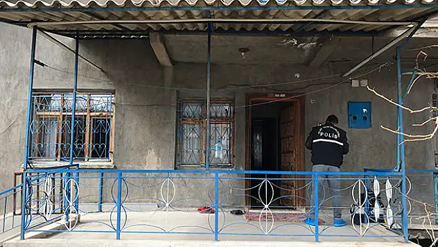 Konya'da madde bağımlısı zanlı, babasını tabancayla vurup yaraladı