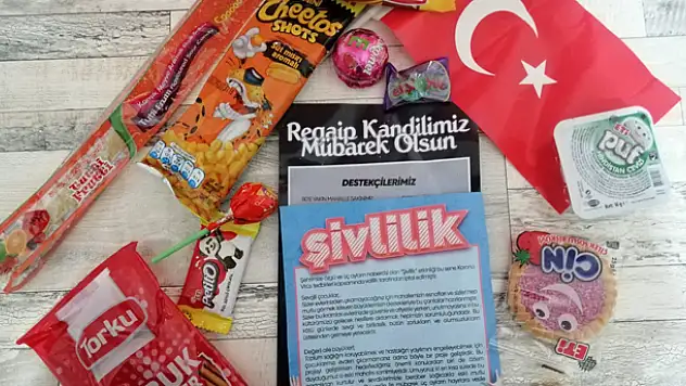 Konya'da mahalle halkından ve  esnaftan alkışlanacak hareket!  Bu kez şivlilikler  çocuklara geldi
