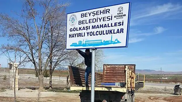 Konya'da mahallelerin tabelaları yenileniyor