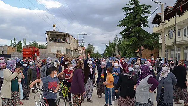 Konya'da mahalleli kömür üretim sahası için kamulaştırma kararına isyan etti!
