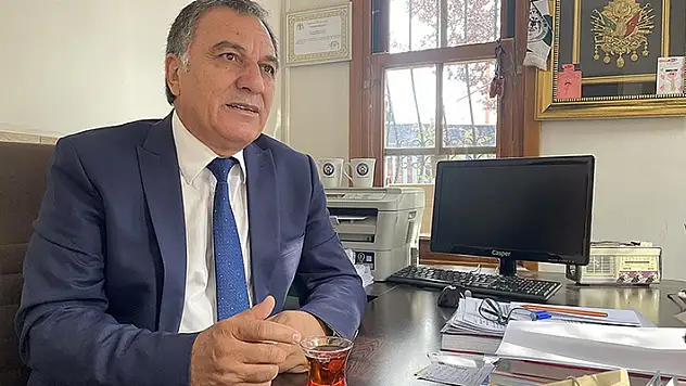 Konya'da mahallesiyle 'adaş' olan muhtarın yaşadığı diyaloglar gülümsetiyor
