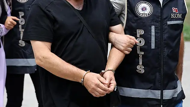 Konya'da mala zarar verme ve 1 kişiyi yaralamadan 4 şüpheli tutuklandı
