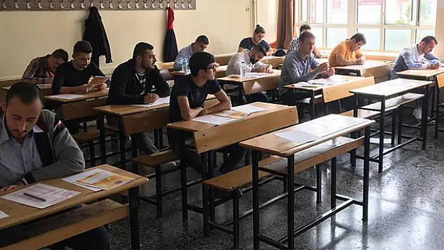 Konya'da mali müşavir adayları zorlu sınav öncesi prova yaptı