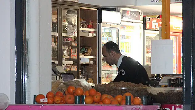 Konya'da market çalışanı bıçakla gasp edildi
