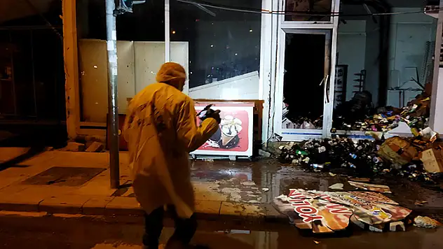 Konya'da markette çıkan yangın söndürüldü
