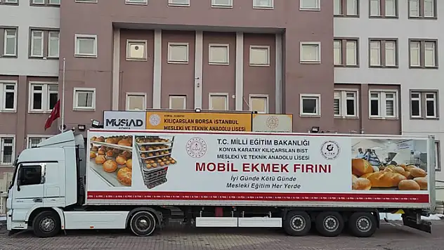 Konya'da meslek liselilerin yaptığı 'mobil ekmek fırını' Hatay'a gönderildi
