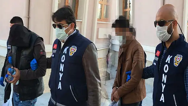 Konya'da metil alkol zehirlenmesiyle ilgili yargılanan 2 sanık beraat etti
