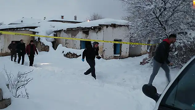 Konya'da metruk evde 2 el bombası bulundu
