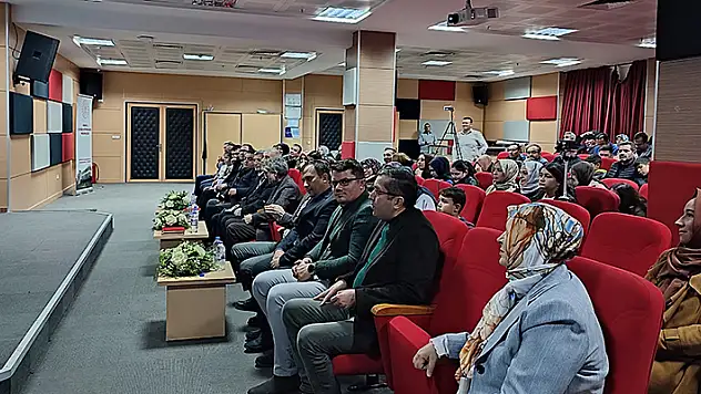 Konya'da 'Mevlana' konulu yarışmanın birincilik para ödülü Filistin'e gönderilecek
