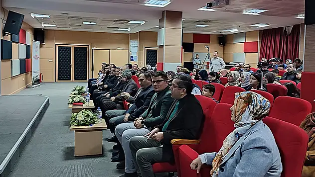 Konya'da 'Mevlana' konulu yarışmanın birincilik para ödülü Filistin'e gönderilecek
