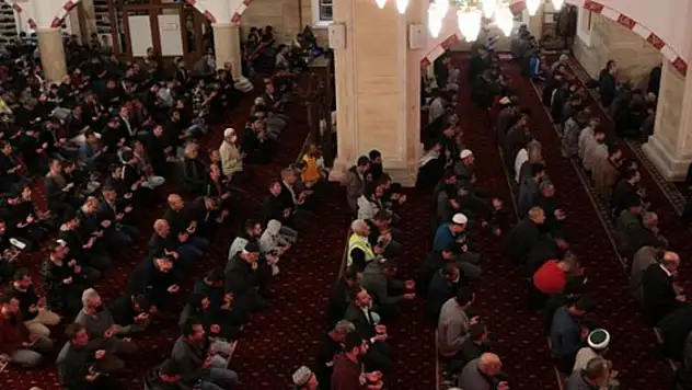 Konya'da Mevlit Kandili idrak edildi
