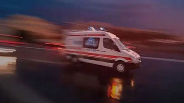 Konya'da mevsimlik işçileri taşıyan otomobil devrildi, 7 kişi yaralandı