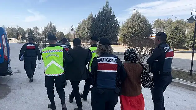 Konya'da mezarlıkta bulunan cesette cinayet faili üvey ablanın sevgilisi çıktı

