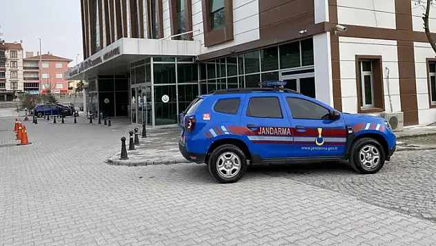 Konya'da mibzerin altında kalan çiftçi yaralandı
