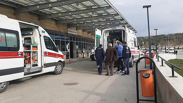 Konya'da midibüs ile motosiklet çarpıştı: 2 ölü
