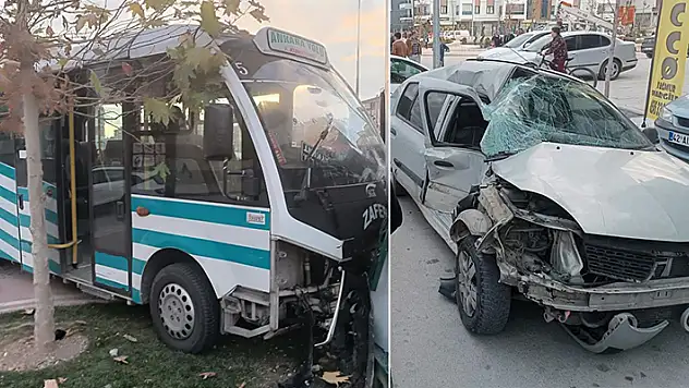 Konya'da minibüs ile otomobilin çarpıştığı kazada 7 kişi yaralandı
