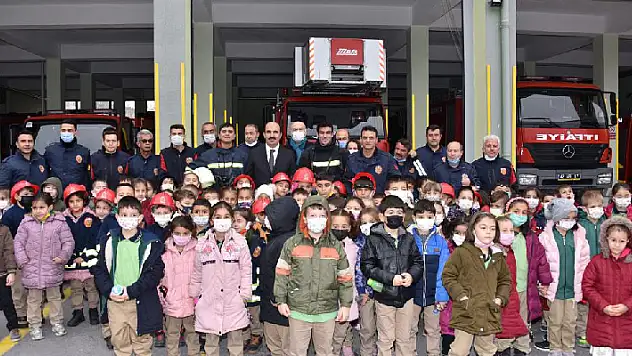 Konya'da minik öğrenciler yangın konusunda bilinçleniyor
