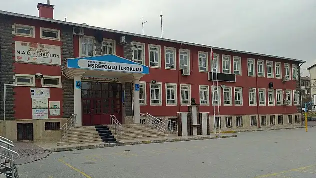 Konya'da miniklerin tiyatro gösterisi alkış topladı