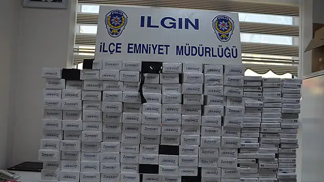 Konya'da mısır yüklü tırda kaçak sigara bulundu