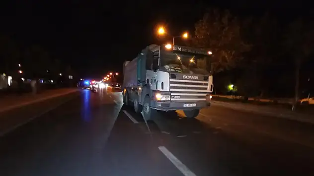 Konya'da motosiklet beton mikserine arkadan çarptı: 1 ölü, 1 yaralı
