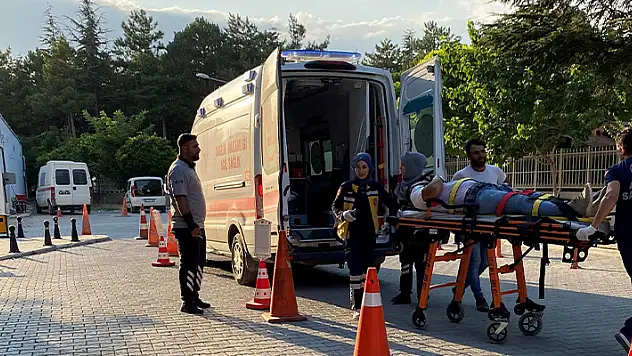 Konya'da motosiklet ile otomobil çarpıştı: 1 yaralı