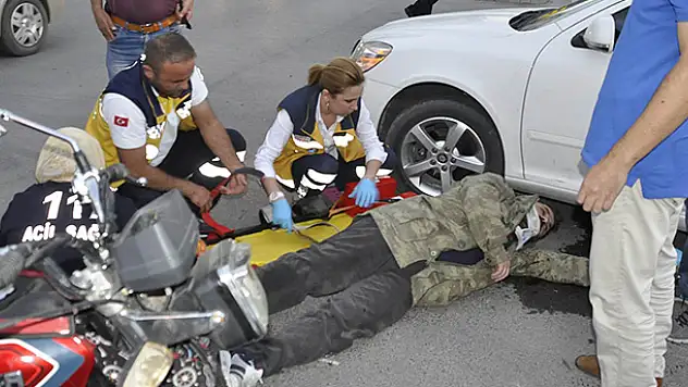 Konya'da motosikletle otomobil çarpıştı: 1 yaralı