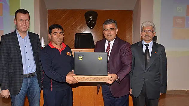 Konya'da Muhtarlara Teknoloji Desteği