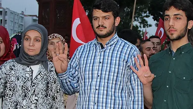 Konya'da Mursi'nin idam kararı protesto edildi