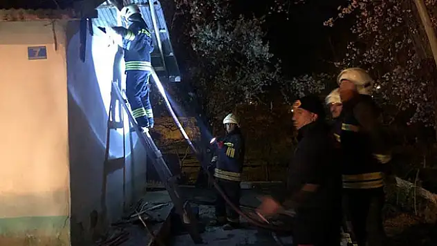 Konya'da müstakil ev alev alev yandı! Ev sahibi sinir krizi geçirdi