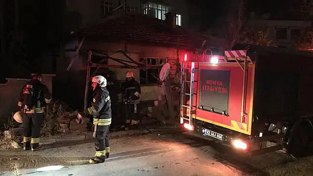 Konya'da müstakil evde çıkan yangın hasara yol açtı
