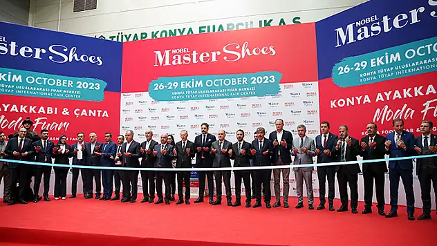 Konya'da  'Nobel MASTER SHOES Ayakkabı ve Çanta Moda Fuarı' açıldı