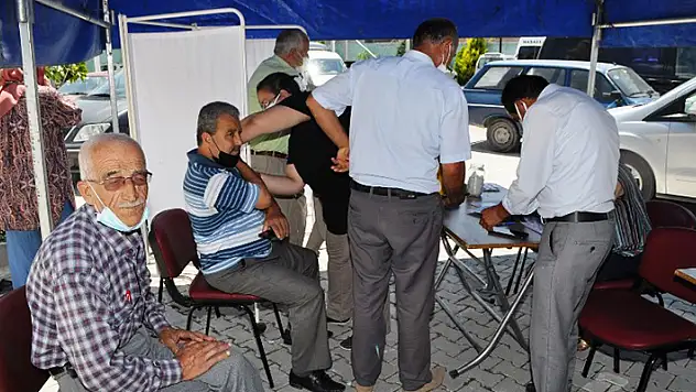 Konya'da nüfusa oranla en çok aşılama yapılan ilçe belli oldu