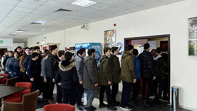 Konya'da öğrenciler 'Türkler Geliyor: Adaletin Kılıcı' filmi ile buluşuyor