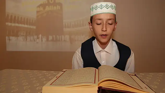 Konya'da öğrencilerden Kutlu Doğum programı