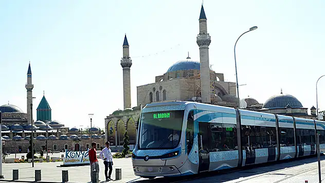 Konya'da öğrencilere  Elkart İle Ulaşım Bir Hafta Ücretsiz