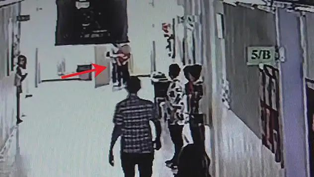 Konya'da öğretmenin Heimlich manevrası boğazına şeker kaçan çocuğun hayatını kurtardı
